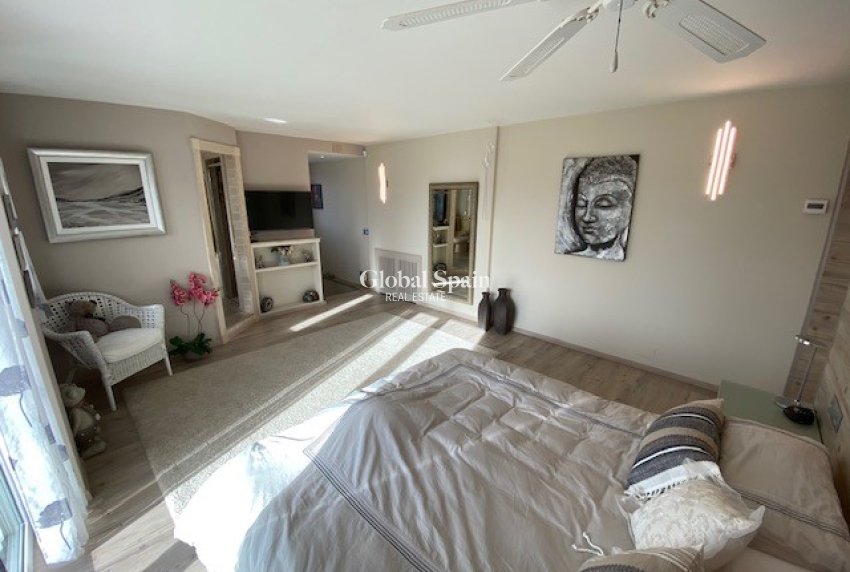 Wiederverkauf - Villa -
TORREMENDO - Torremendo