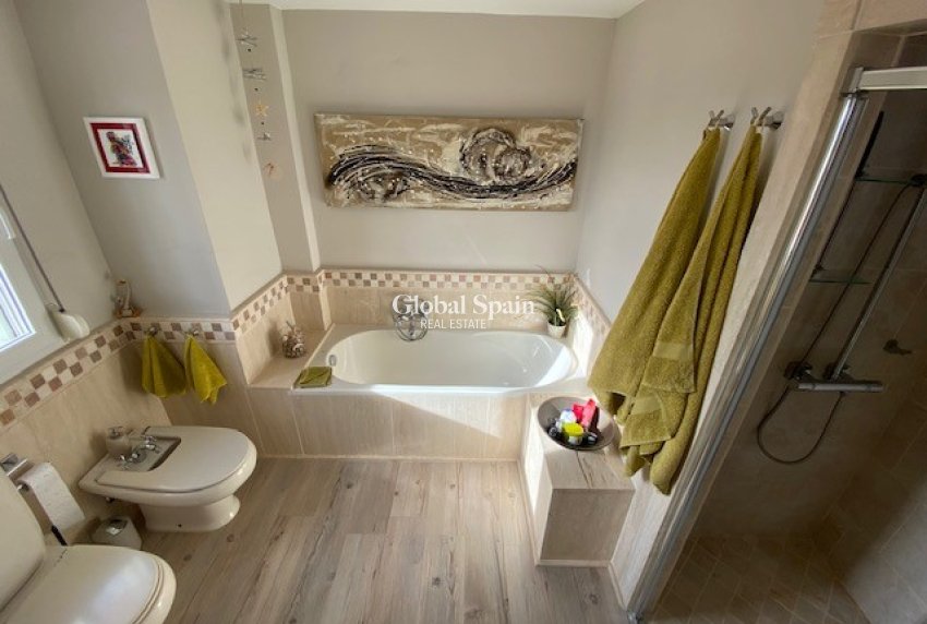 Wiederverkauf - Villa -
TORREMENDO - Torremendo