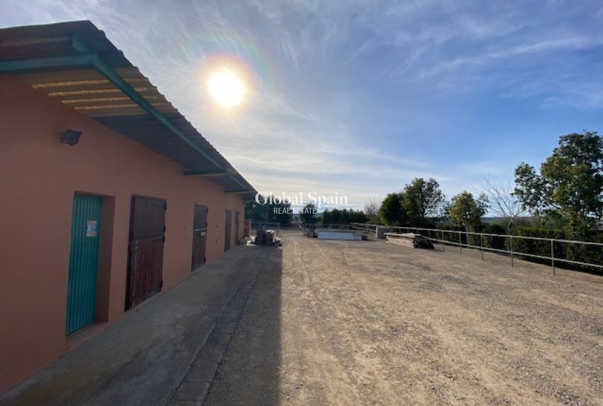 Wiederverkauf - Villa -
TORREMENDO - Torremendo