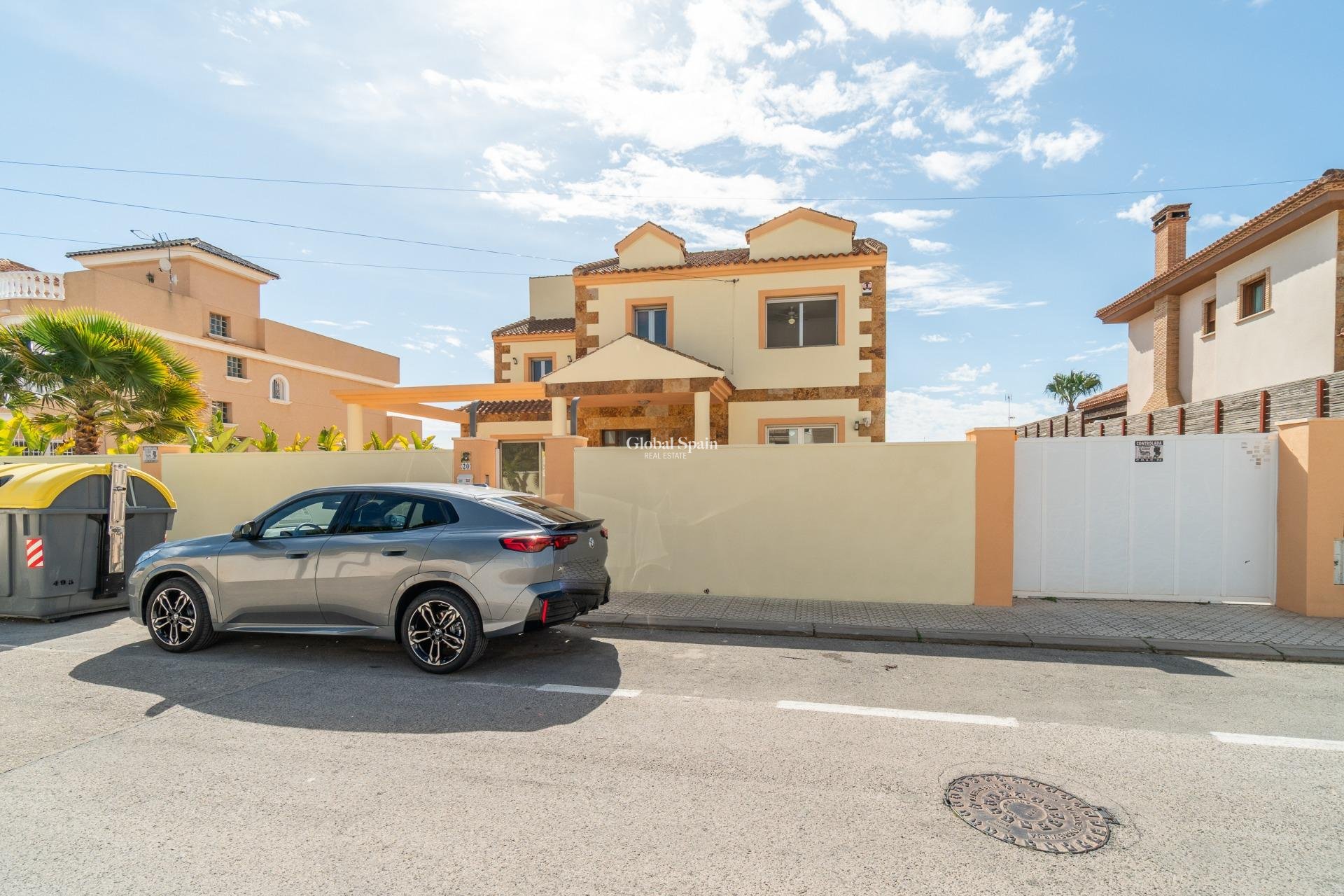 Wiederverkauf - Villa -
TORREVIEJA - Aguas nuevas 2