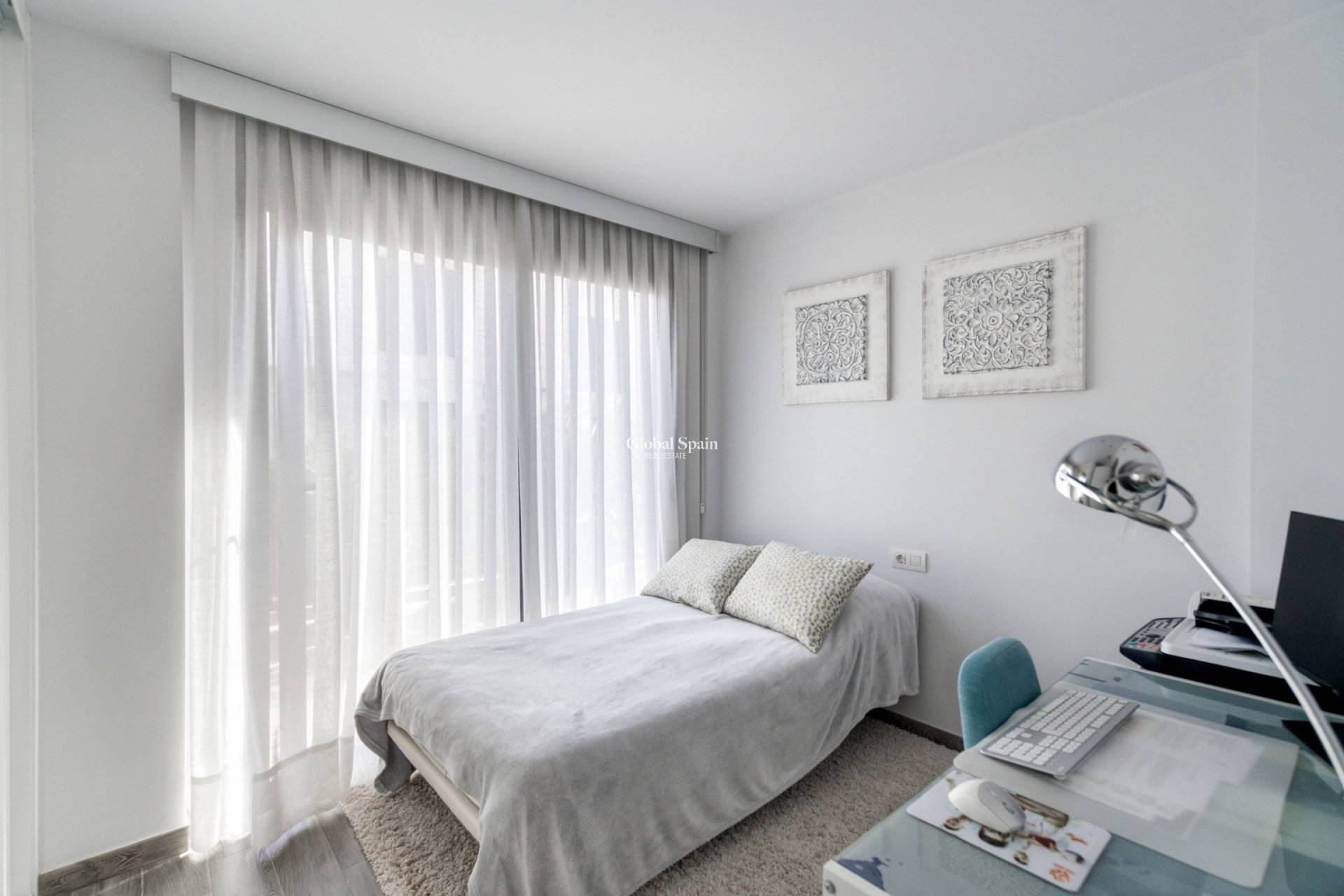 Wiederverkauf - VILLA -
TORREVIEJA - Aguas nuevas 2