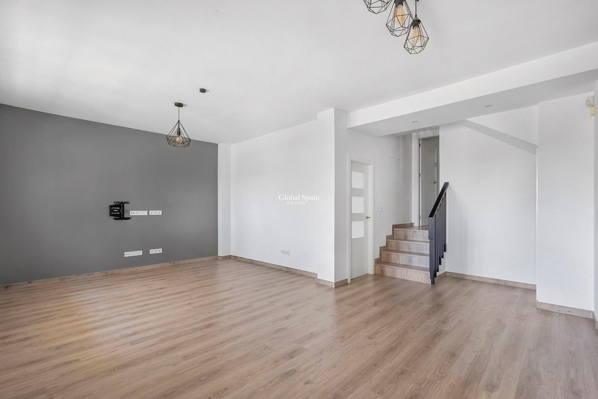 Wiederverkauf - Villa -
TORREVIEJA - Aguas Nuevas