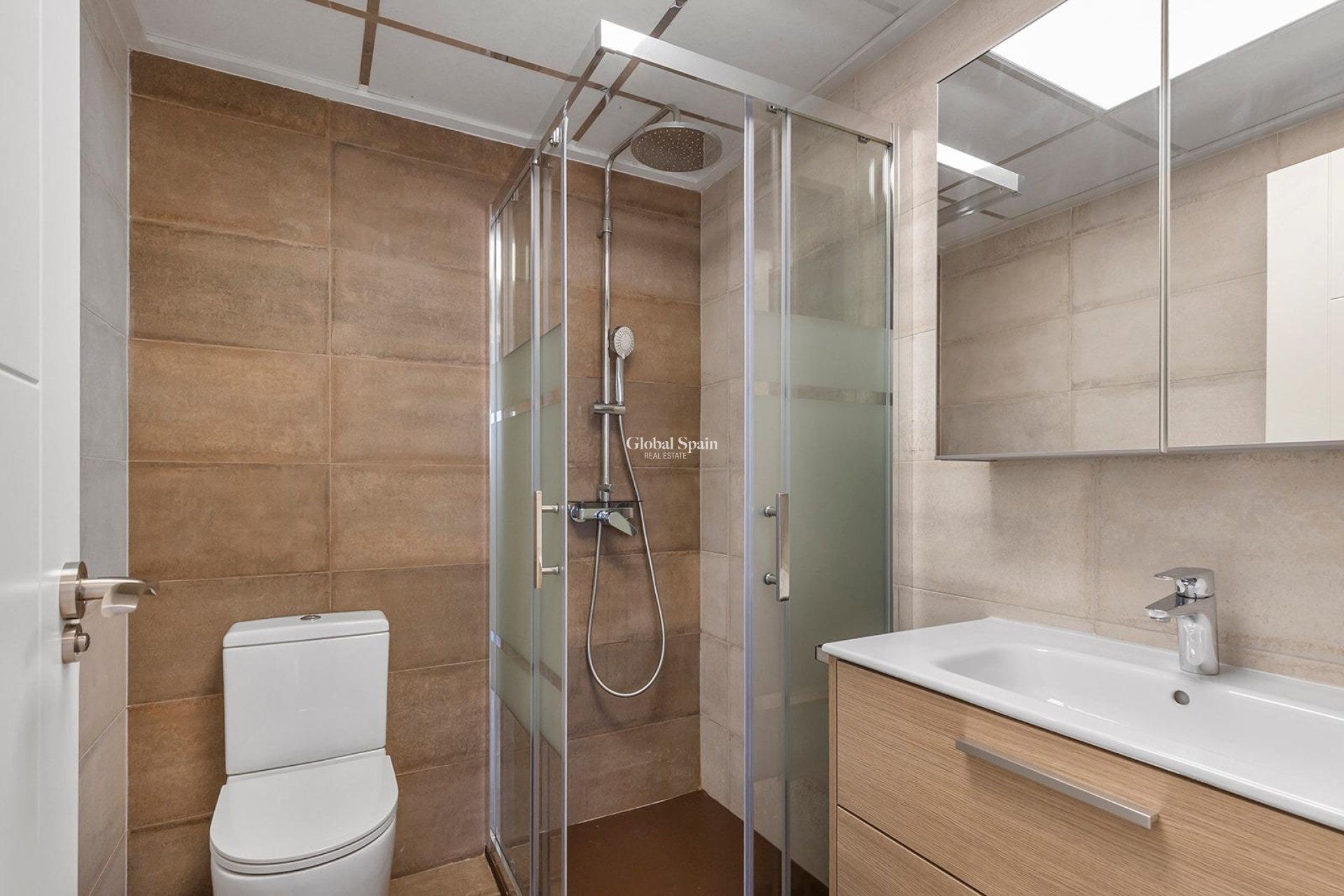 Wiederverkauf - Villa -
TORREVIEJA - Aguas Nuevas