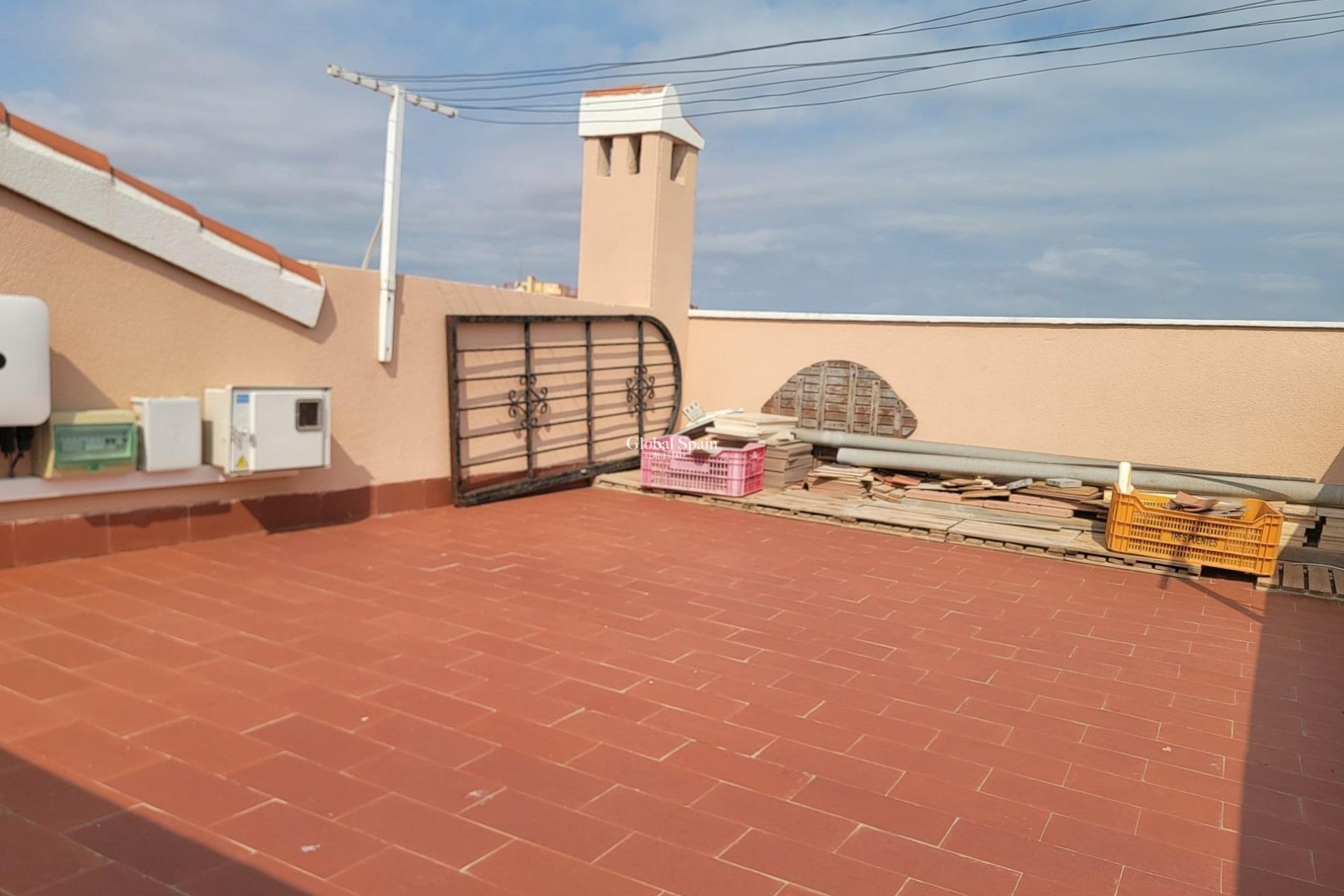 Wiederverkauf - VILLA -
TORREVIEJA - Aguas Nuevas