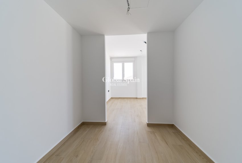 Wiederverkauf - Villa -
TORREVIEJA - Aguas Nuevas