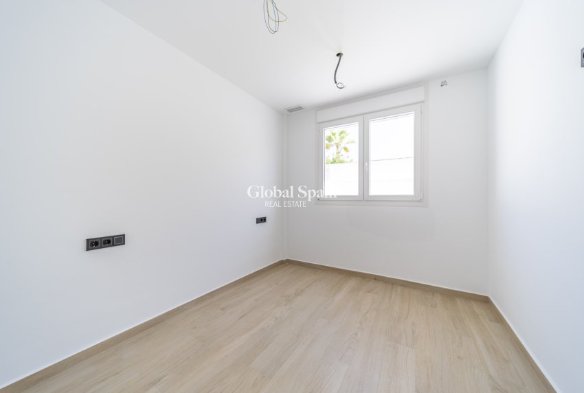 Wiederverkauf - Villa -
TORREVIEJA - Aguas Nuevas