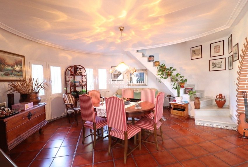 Wiederverkauf - VILLA -
TORREVIEJA - Costa Blanca