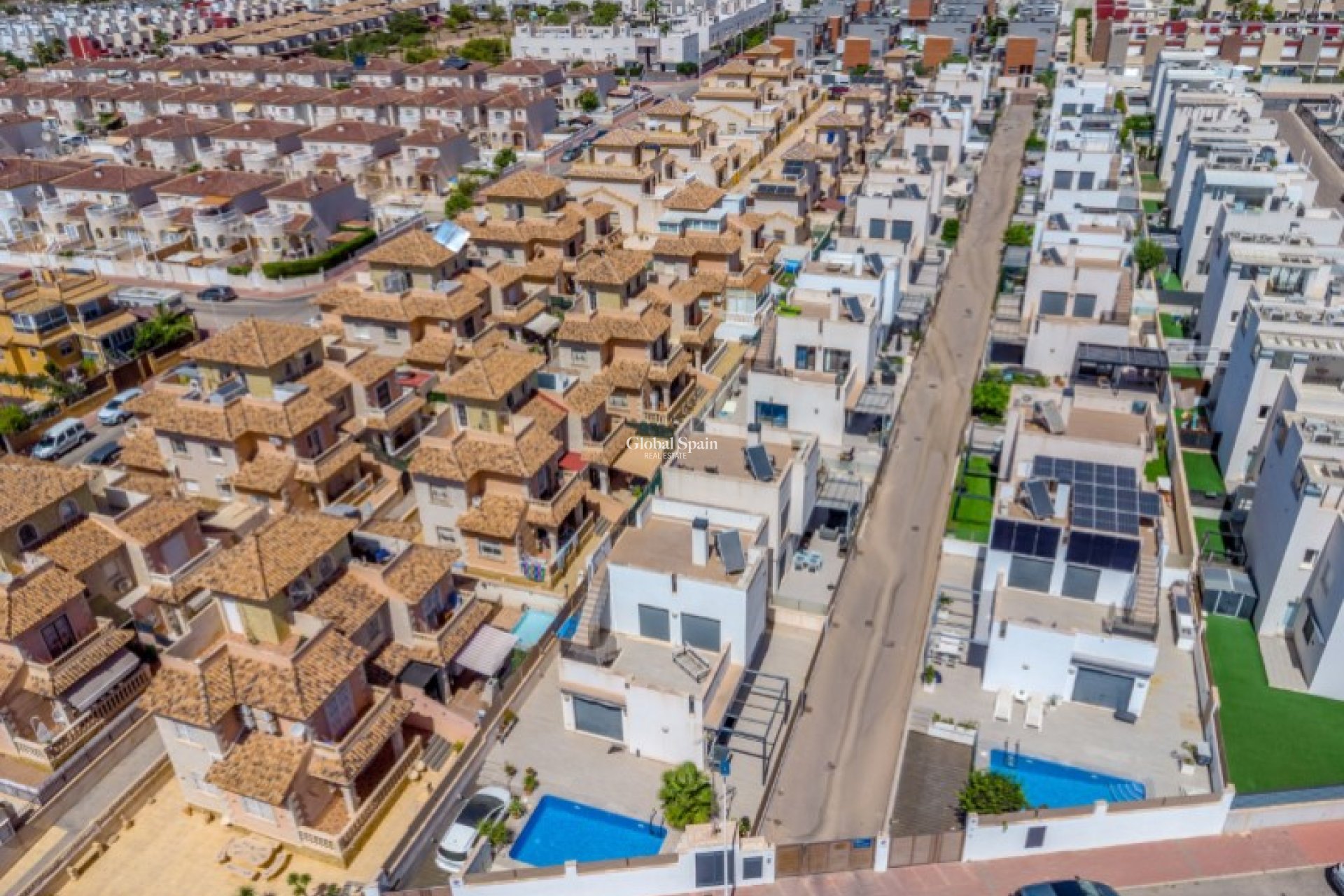 Wiederverkauf - VILLA -
TORREVIEJA - Costa Blanca