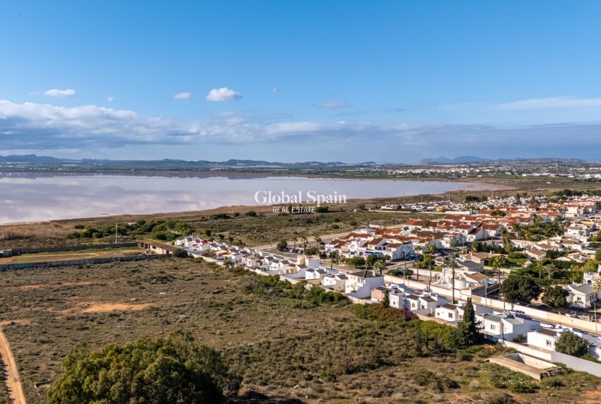 Wiederverkauf - VILLA -
TORREVIEJA - Costa Blanca