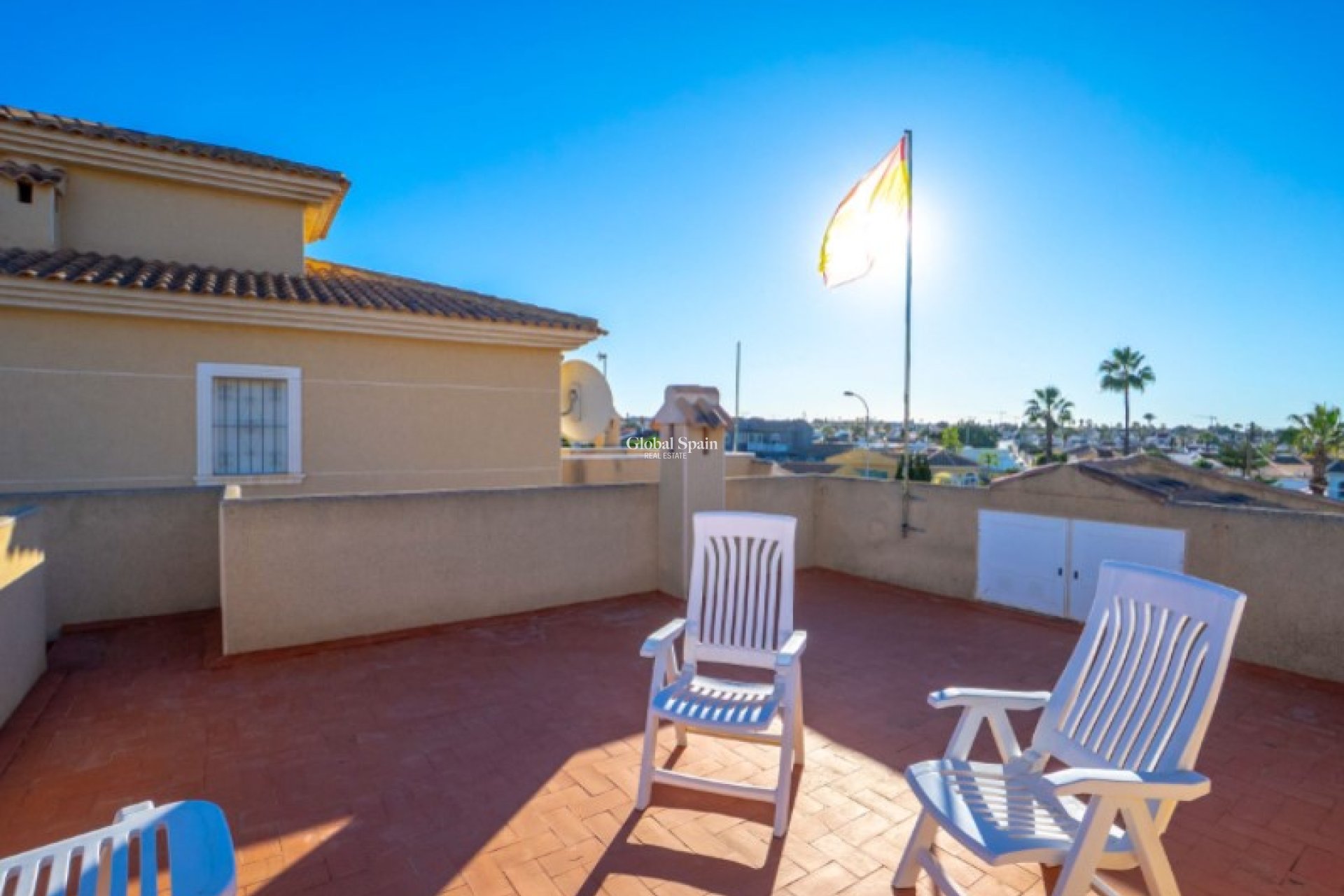 Wiederverkauf - VILLA -
TORREVIEJA - Costa Blanca
