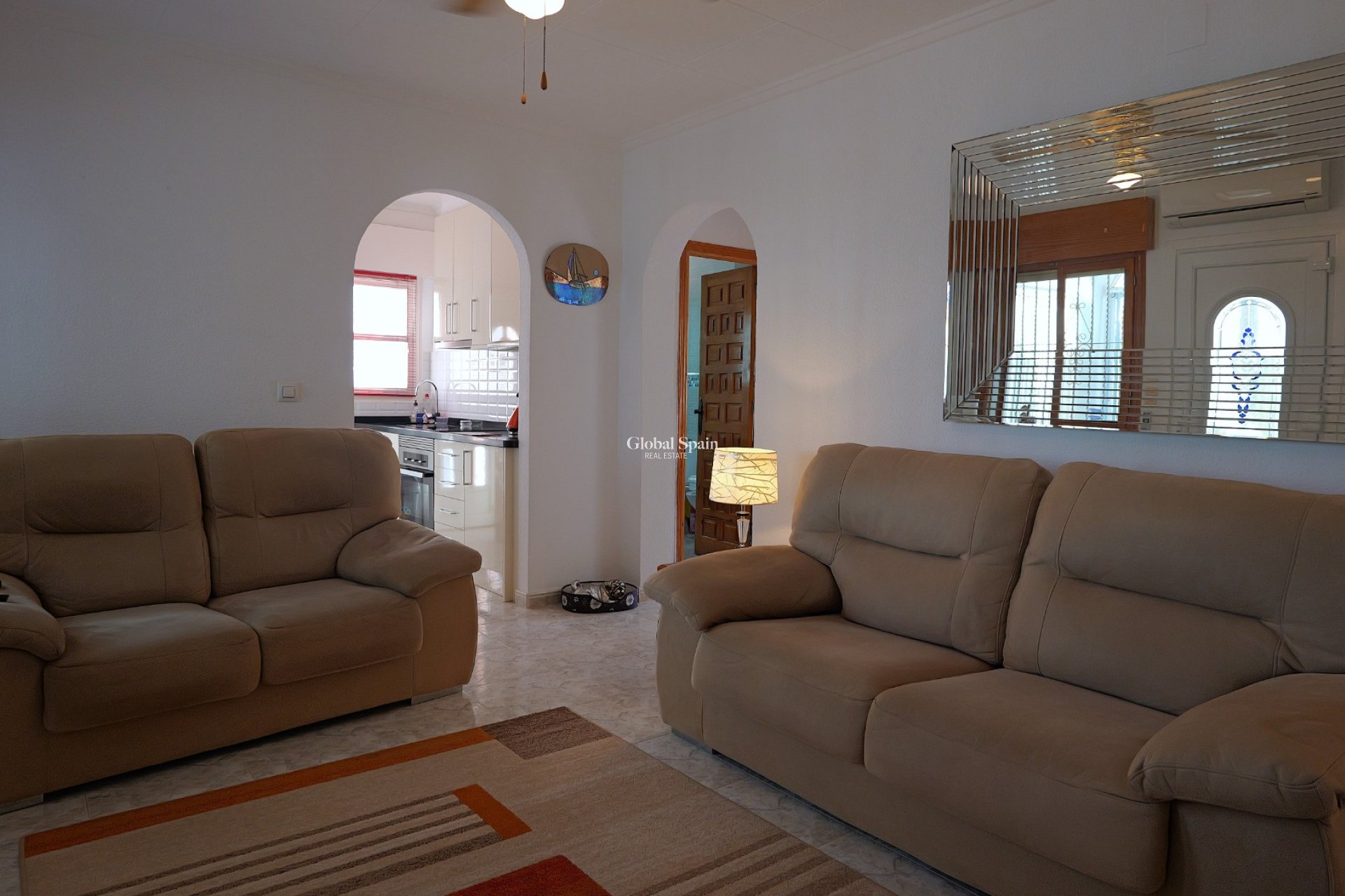 Wiederverkauf - VILLA -
TORREVIEJA - Costa Blanca