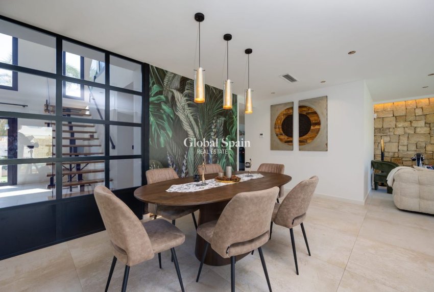 Wiederverkauf - VILLA -
TORREVIEJA - Costa Blanca