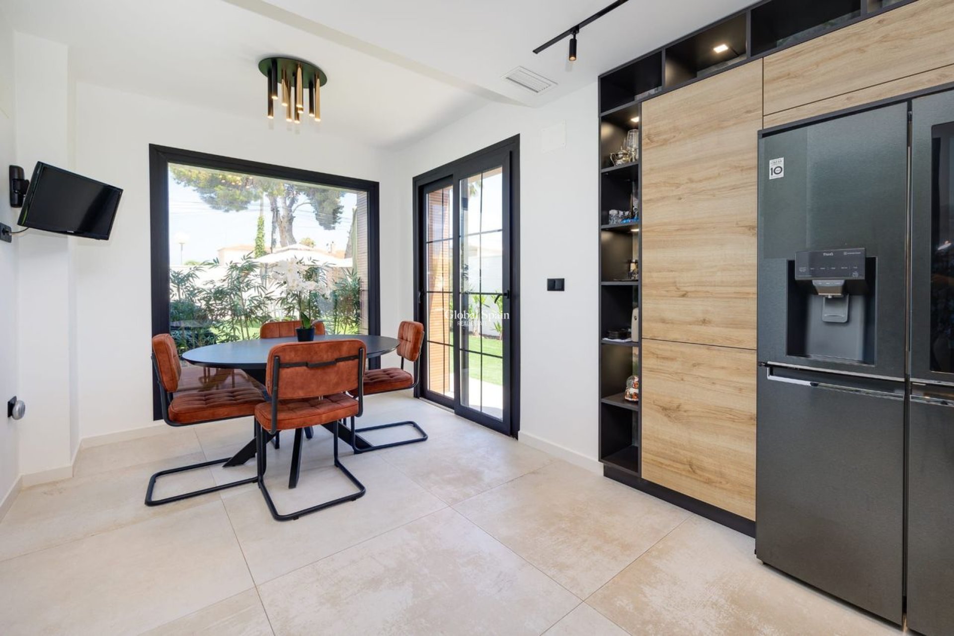 Wiederverkauf - VILLA -
TORREVIEJA - Costa Blanca