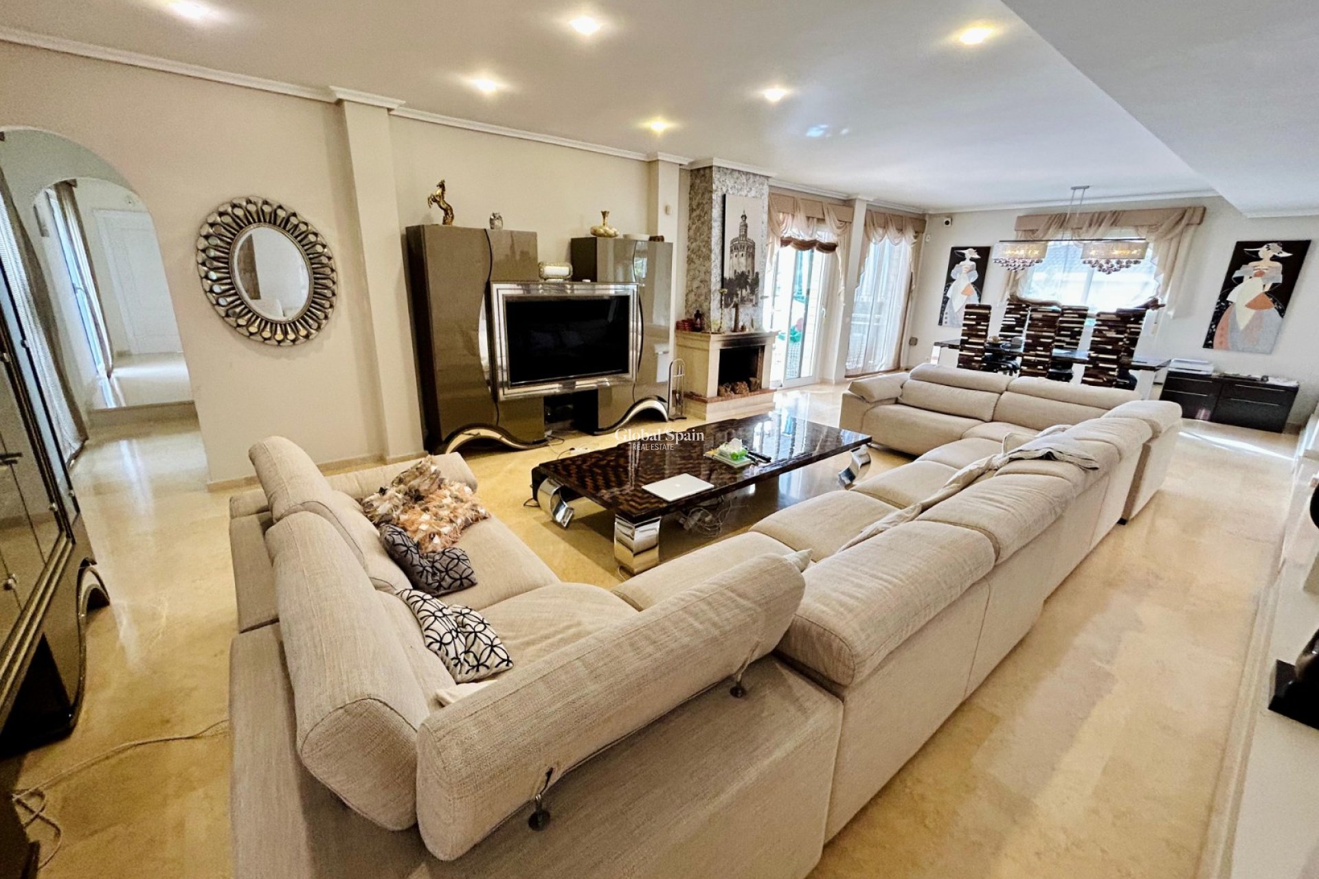 Wiederverkauf - VILLA -
TORREVIEJA - Costa Blanca