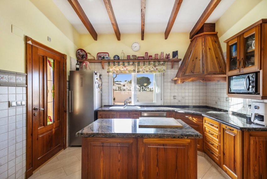 Wiederverkauf - VILLA -
TORREVIEJA - Costa Blanca