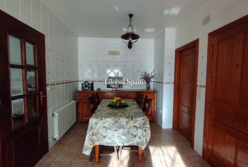 Wiederverkauf - VILLA -
TORREVIEJA - Costa Blanca