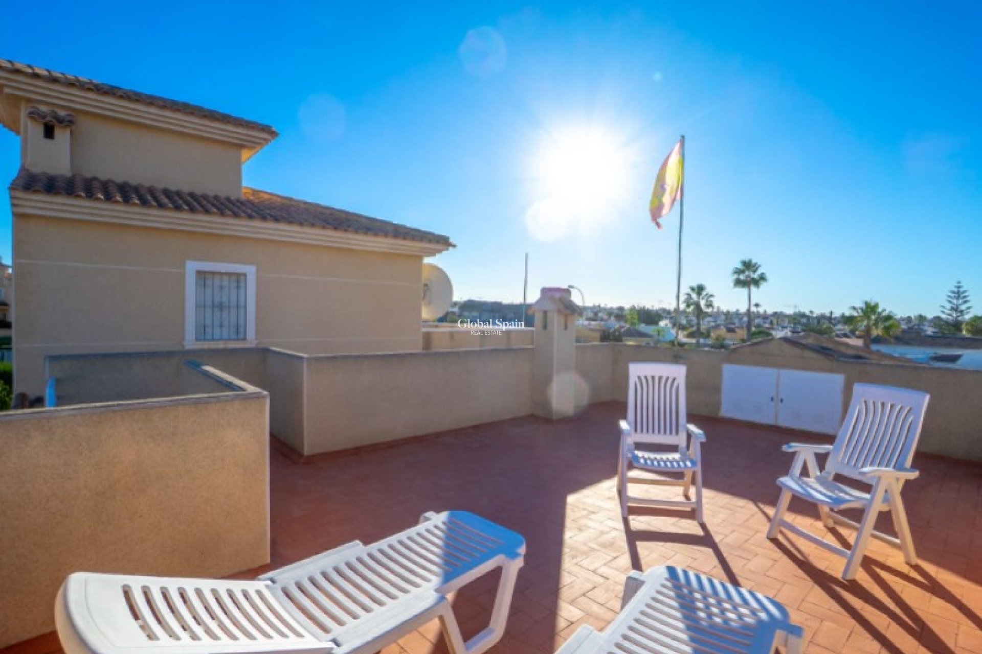 Wiederverkauf - VILLA -
TORREVIEJA - Costa Blanca