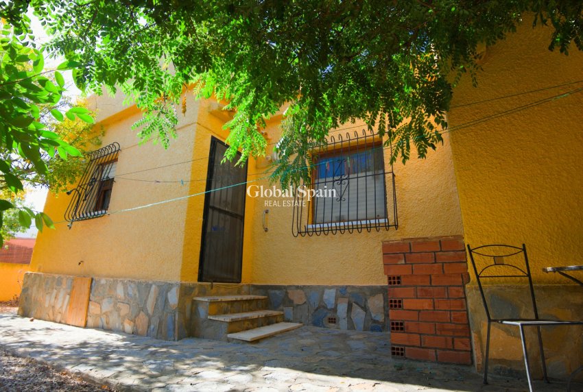 Wiederverkauf - VILLA -
TORREVIEJA - Costa Blanca