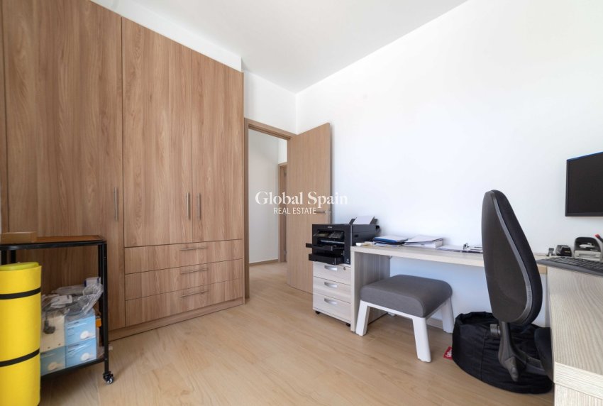 Wiederverkauf - VILLA -
TORREVIEJA - Costa Blanca