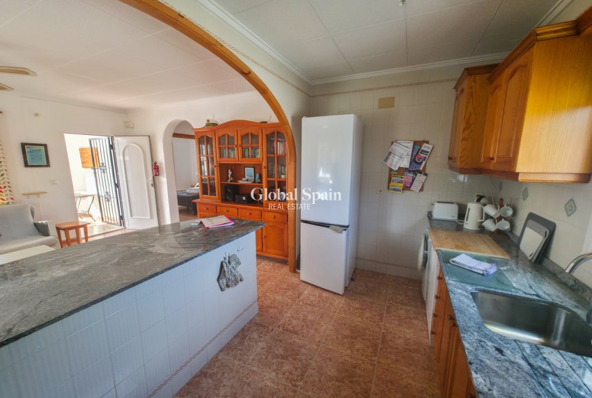 Wiederverkauf - VILLA -
TORREVIEJA - Costa Blanca