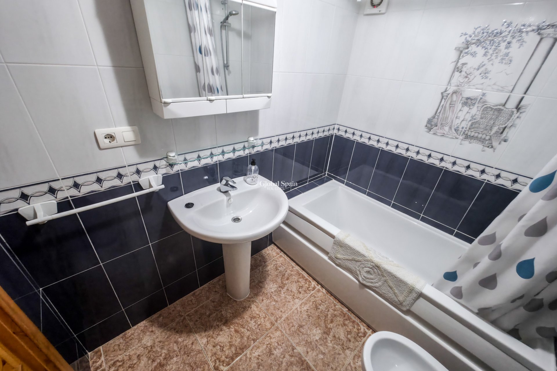 Wiederverkauf - VILLA -
TORREVIEJA - Costa Blanca