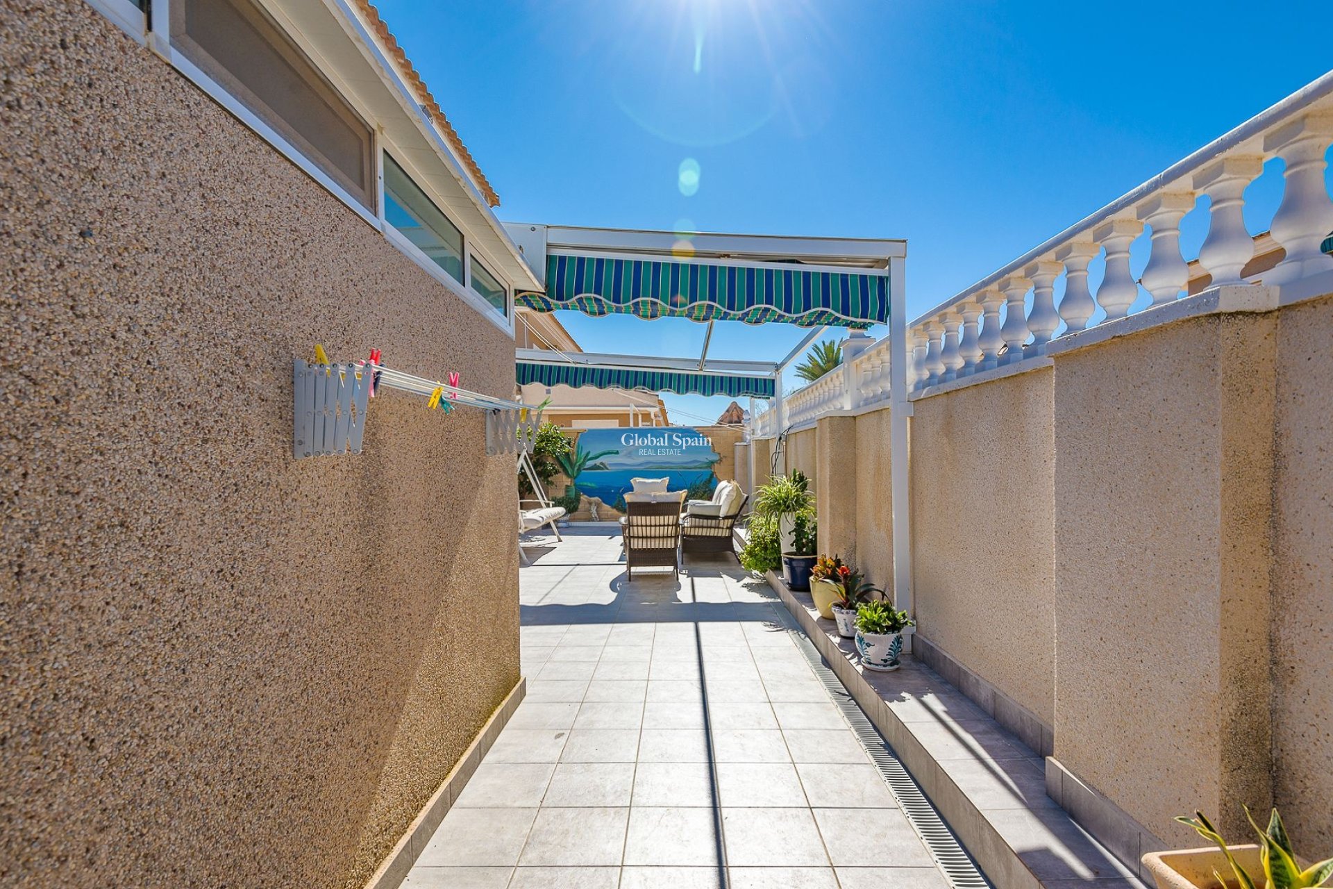 Wiederverkauf - VILLA -
TORREVIEJA - Costa Blanca