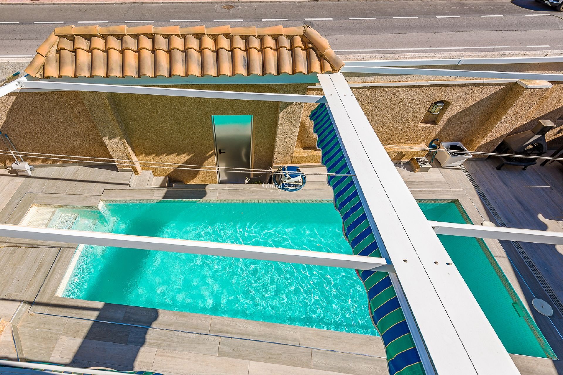 Wiederverkauf - VILLA -
TORREVIEJA - Costa Blanca