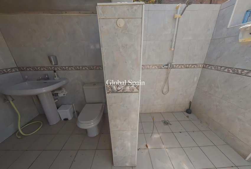 Wiederverkauf - VILLA -
TORREVIEJA - Costa Blanca