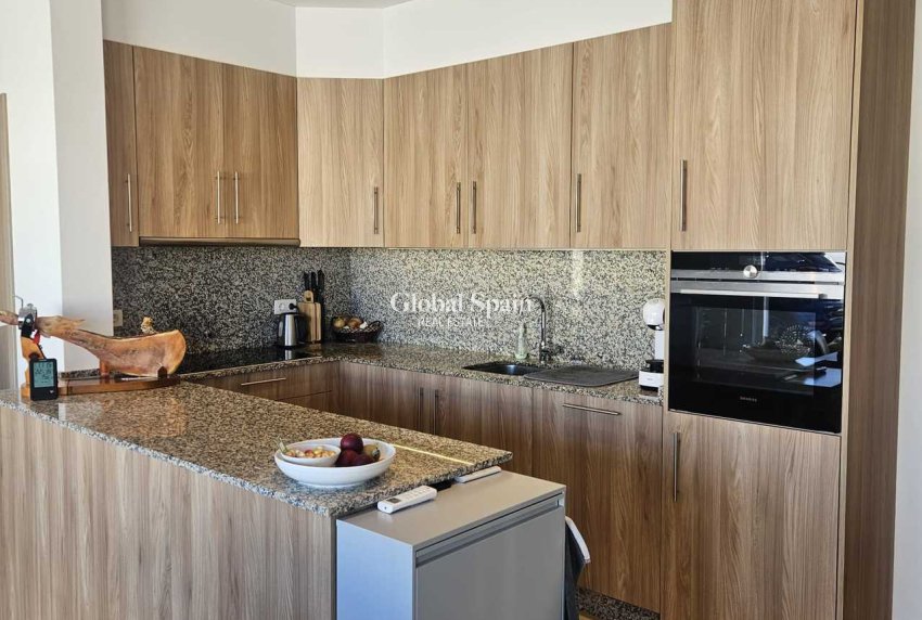 Wiederverkauf - VILLA -
TORREVIEJA - Costa Blanca