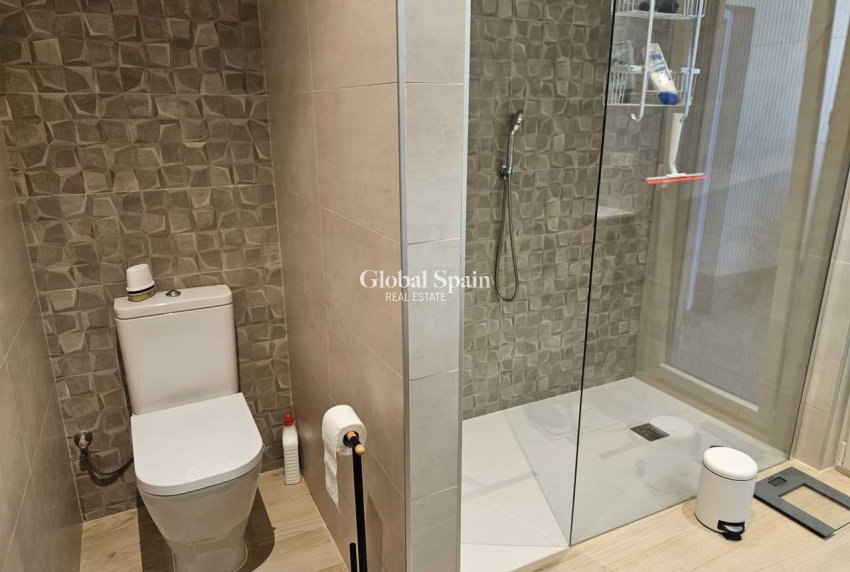 Wiederverkauf - VILLA -
TORREVIEJA - Costa Blanca