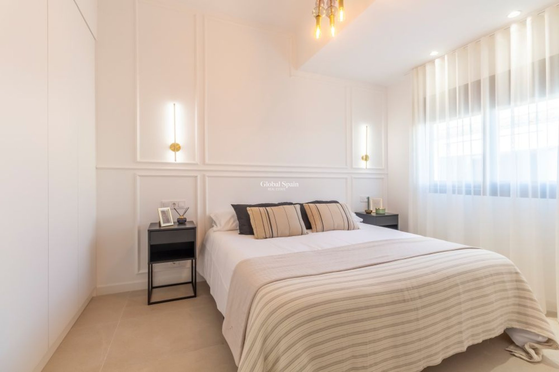 Wiederverkauf - VILLA -
TORREVIEJA - Costa Blanca