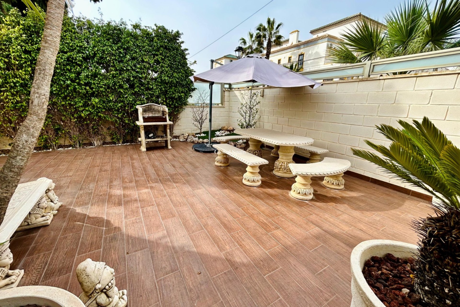 Wiederverkauf - VILLA -
TORREVIEJA - Costa Blanca