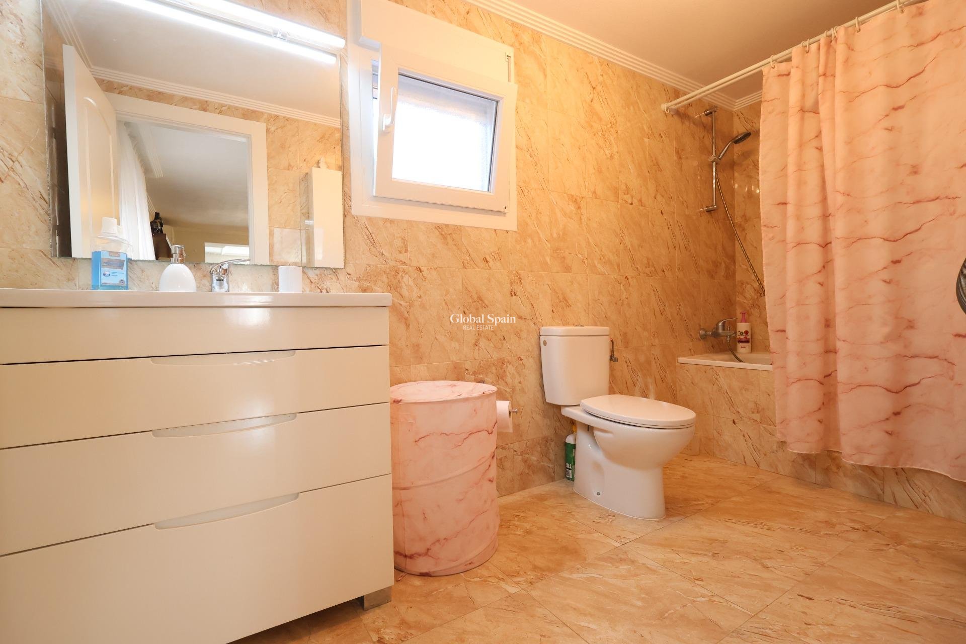 Wiederverkauf - VILLA -
TORREVIEJA - Costa Blanca