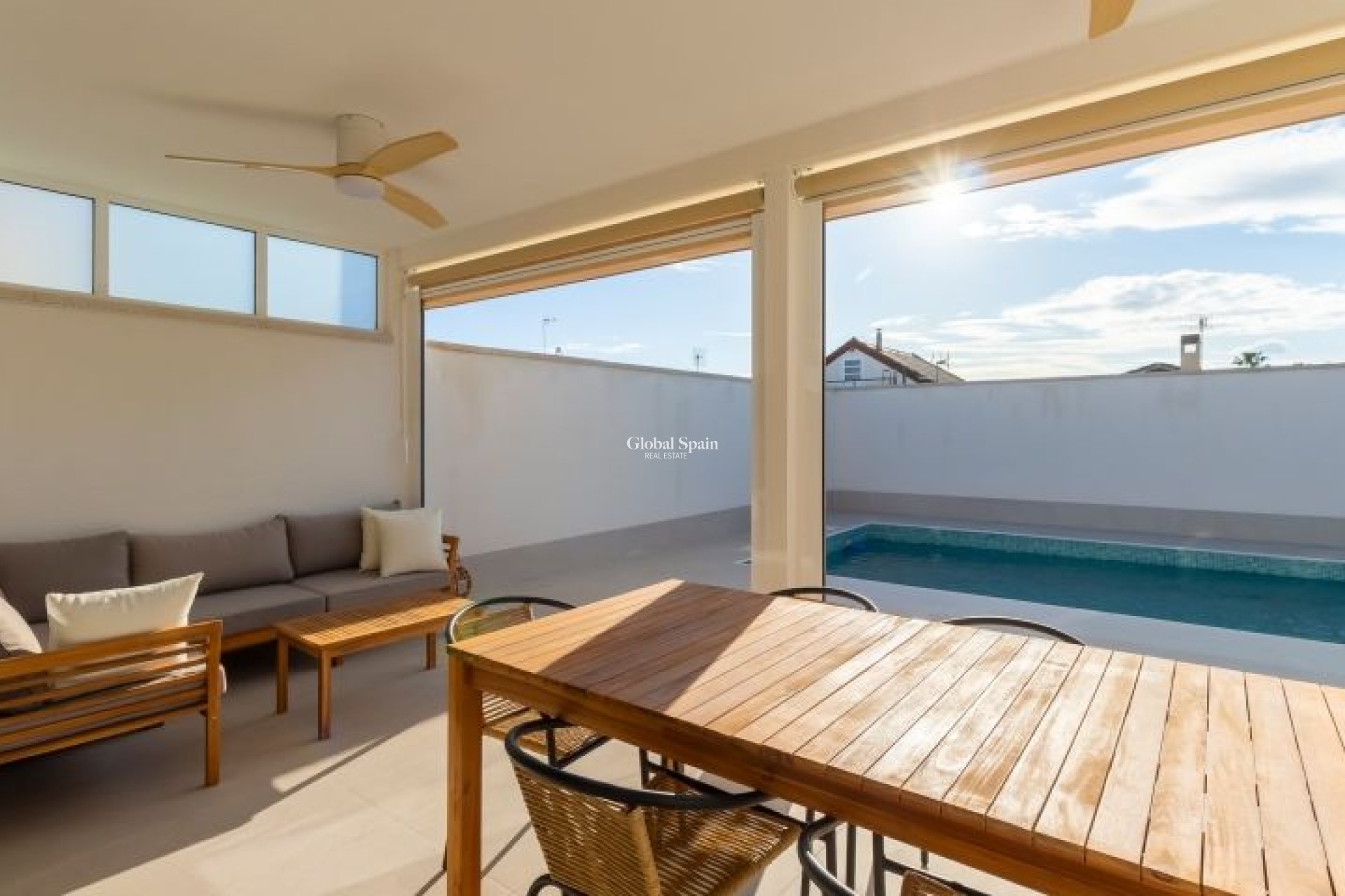 Wiederverkauf - VILLA -
TORREVIEJA - Costa Blanca