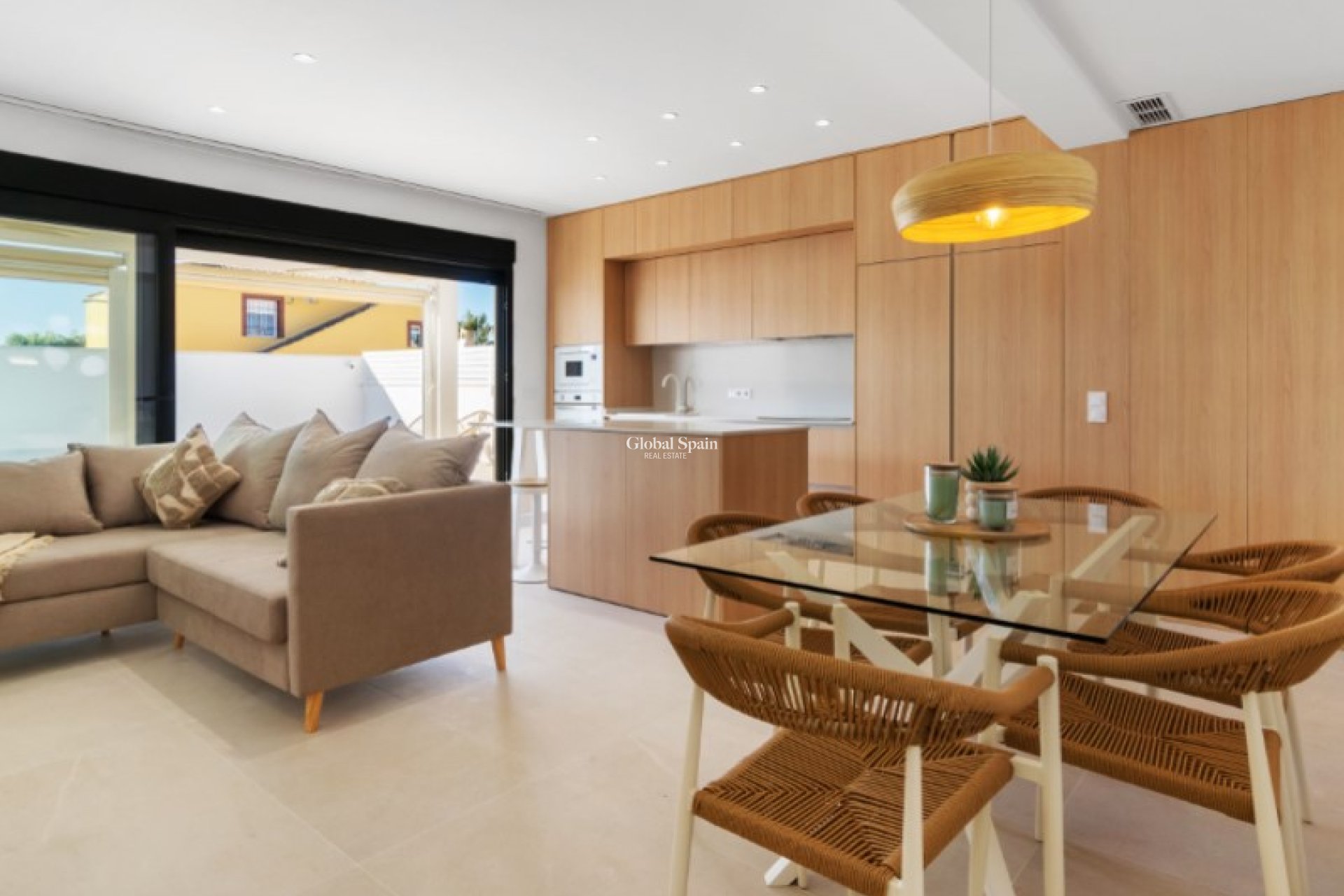 Wiederverkauf - VILLA -
TORREVIEJA - Costa Blanca
