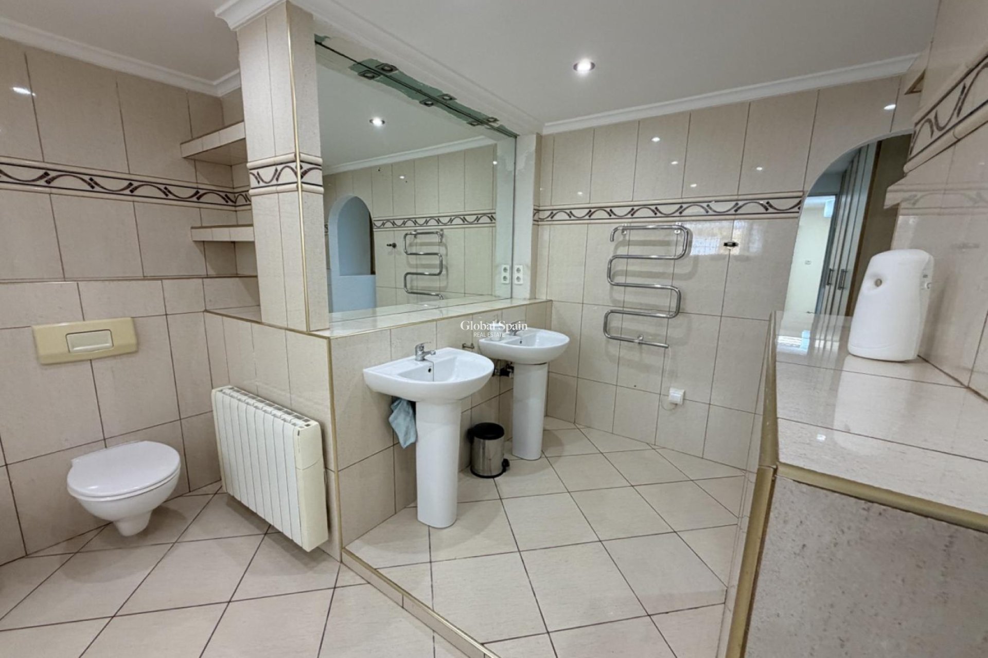 Wiederverkauf - VILLA -
TORREVIEJA - Costa Blanca