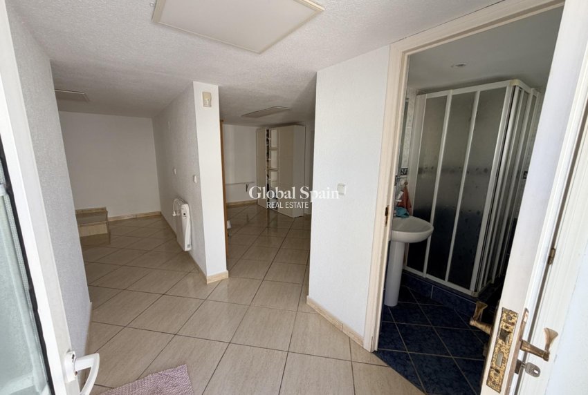 Wiederverkauf - VILLA -
TORREVIEJA - Costa Blanca