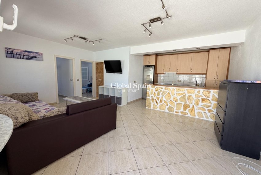 Wiederverkauf - VILLA -
TORREVIEJA - Costa Blanca