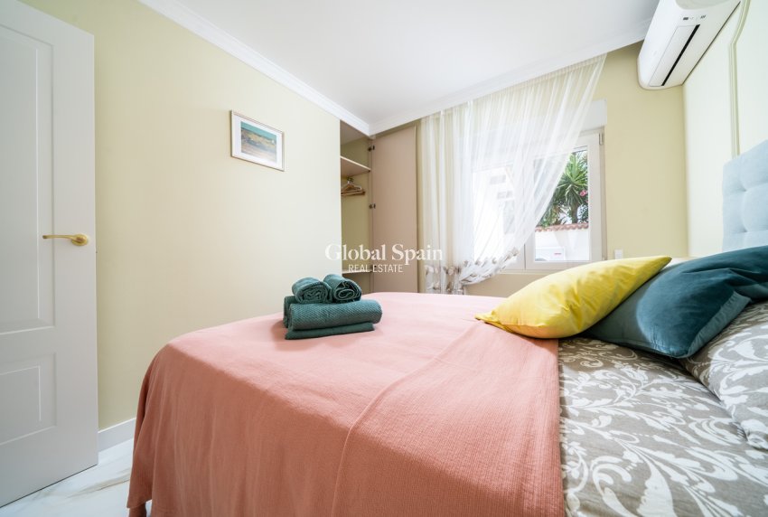 Wiederverkauf - VILLA -
TORREVIEJA - Costa Blanca