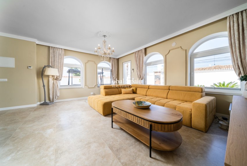 Wiederverkauf - VILLA -
TORREVIEJA - Costa Blanca