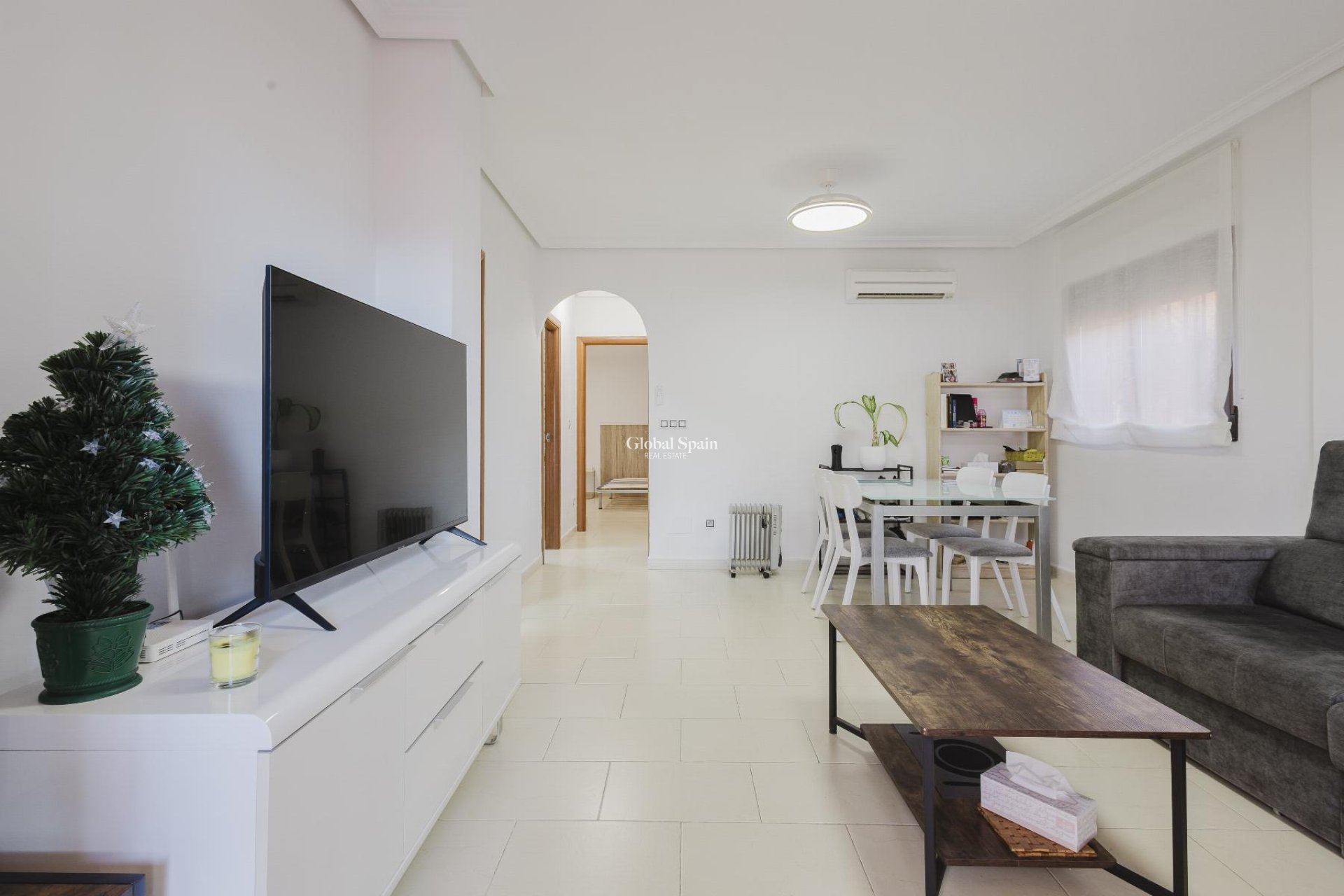 Wiederverkauf - VILLA -
TORREVIEJA - Costa Blanca