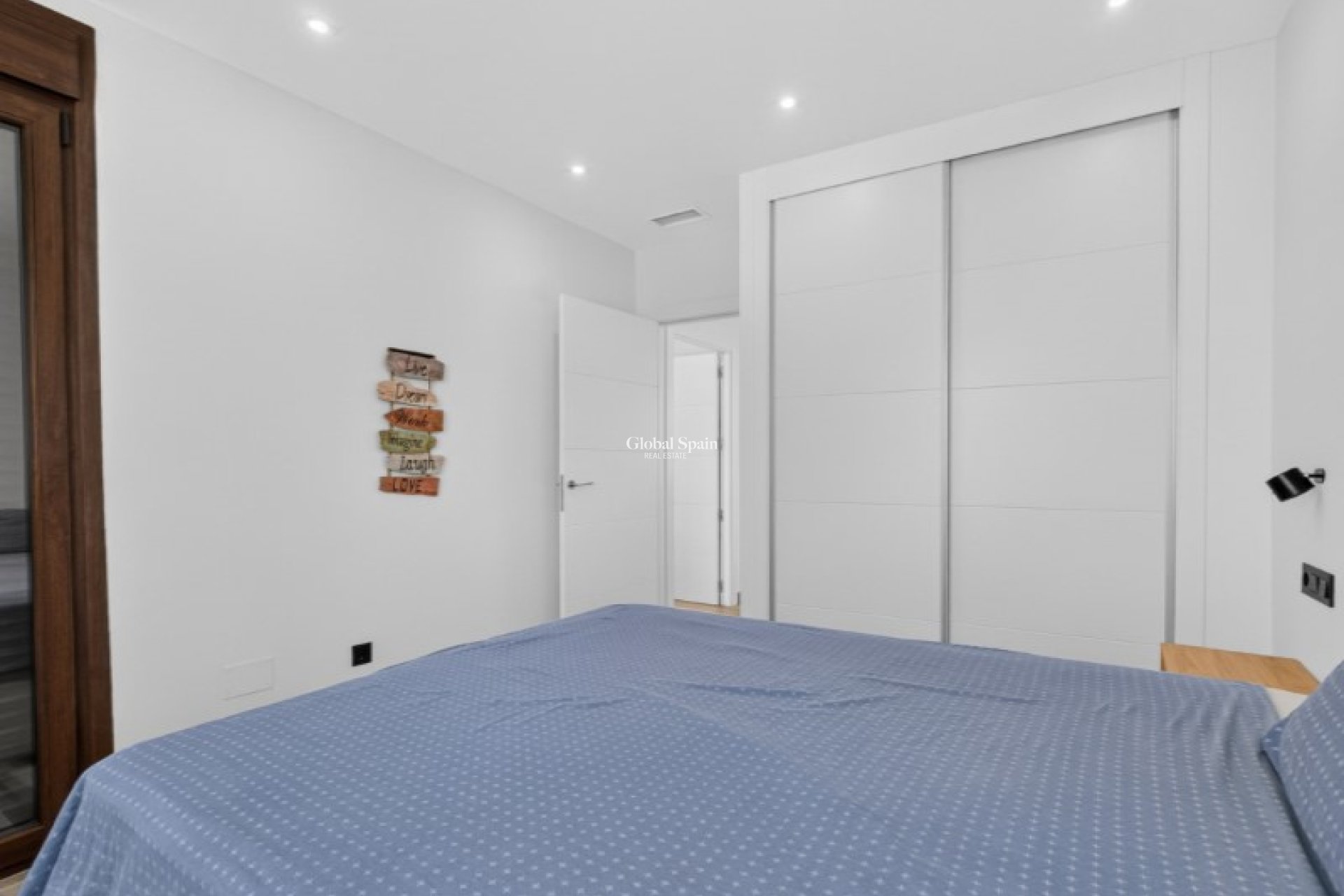 Wiederverkauf - VILLA -
TORREVIEJA - Costa Blanca