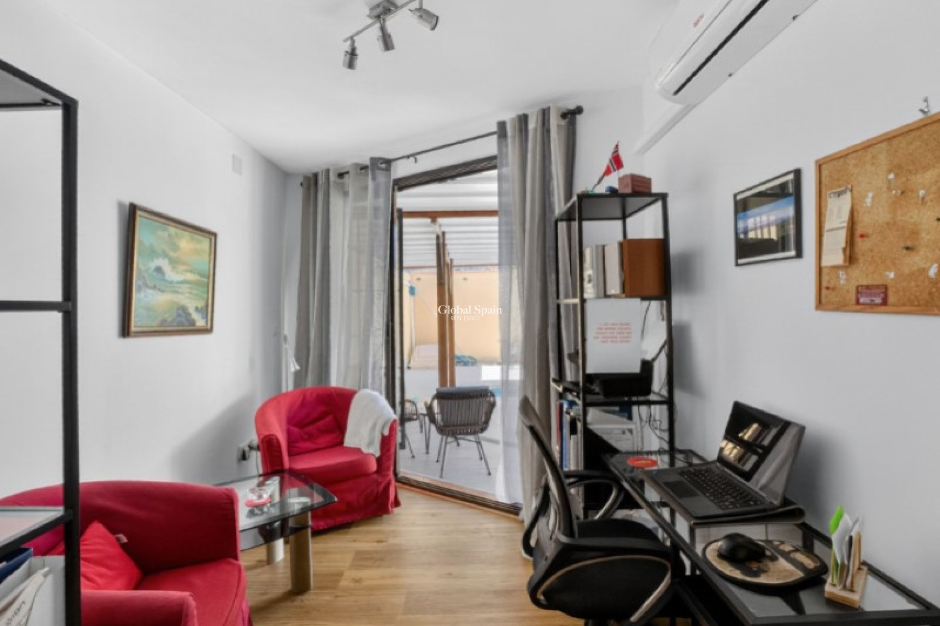 Wiederverkauf - VILLA -
TORREVIEJA - Costa Blanca