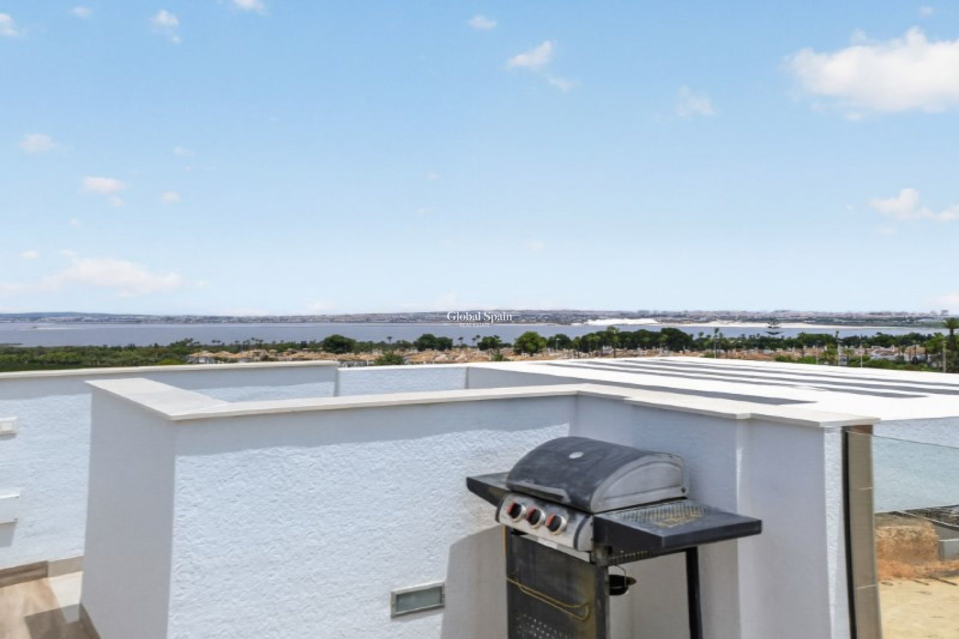 Wiederverkauf - VILLA -
TORREVIEJA - Costa Blanca