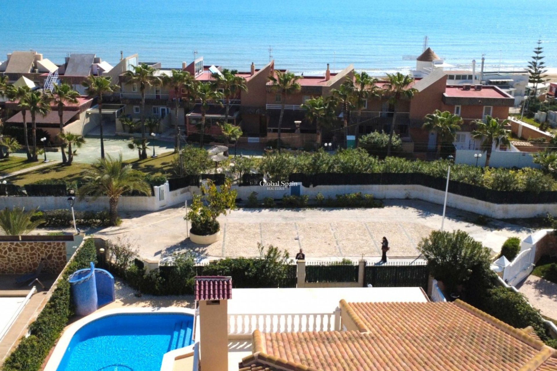 Wiederverkauf - VILLA -
TORREVIEJA - Costa Blanca