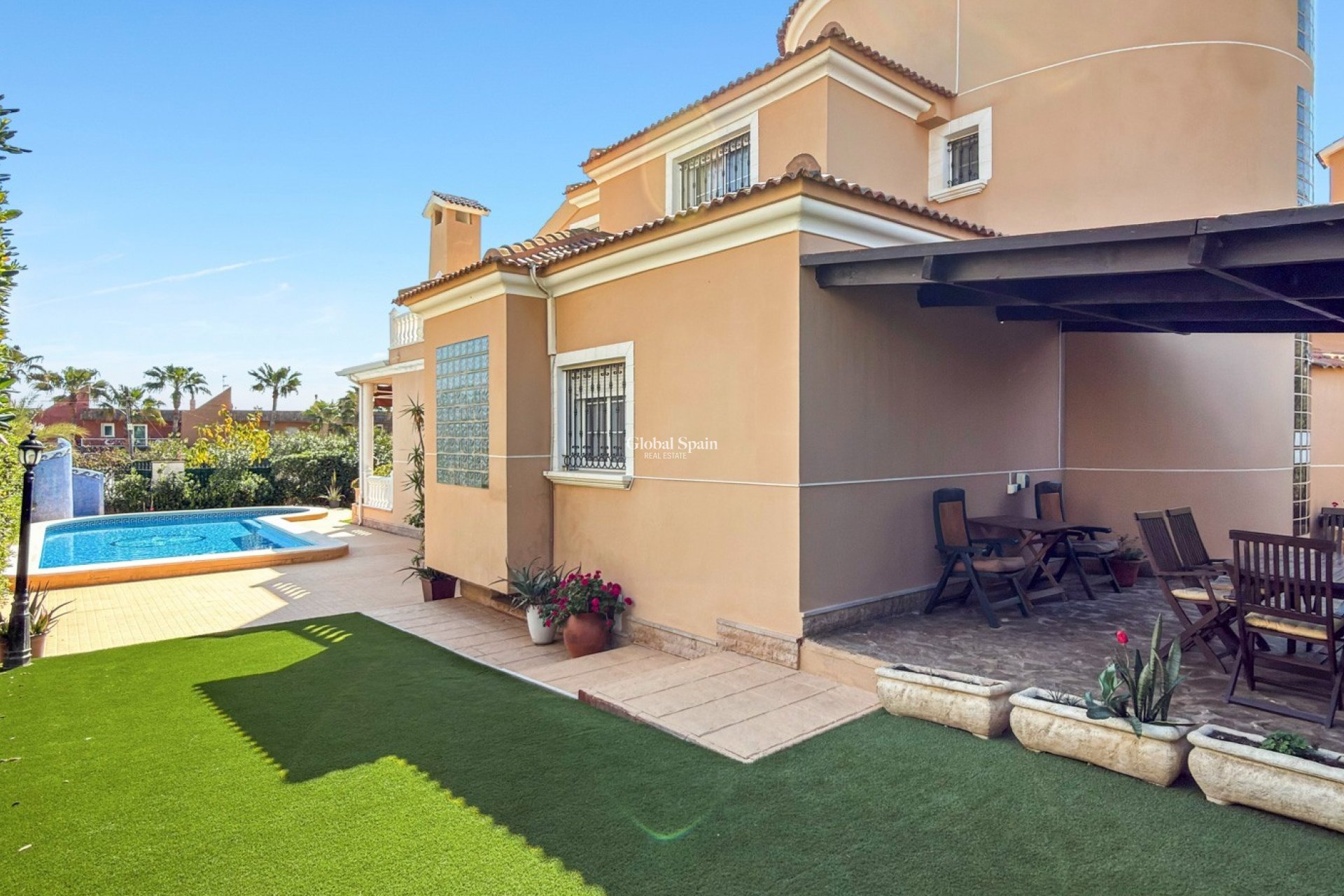Wiederverkauf - VILLA -
TORREVIEJA - Costa Blanca
