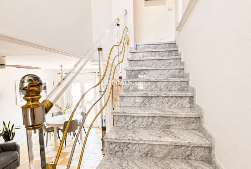 Wiederverkauf - VILLA -
TORREVIEJA - Costa Blanca