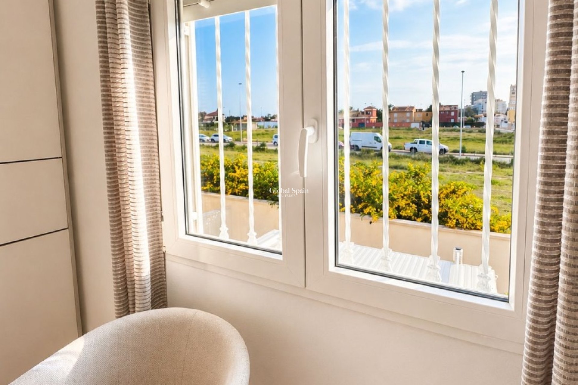 Wiederverkauf - VILLA -
TORREVIEJA - Costa Blanca