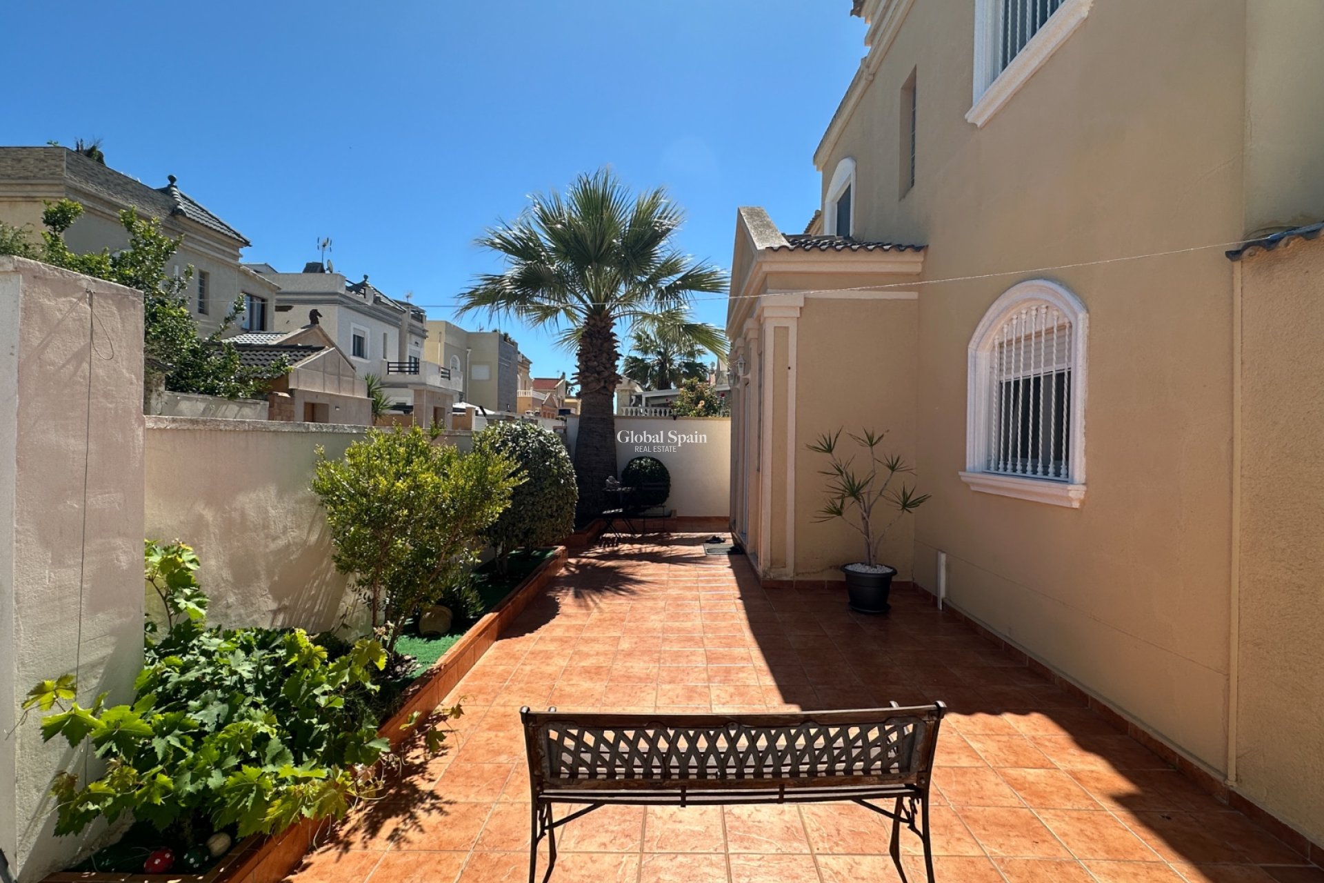 Wiederverkauf - VILLA -
TORREVIEJA - Costa Blanca