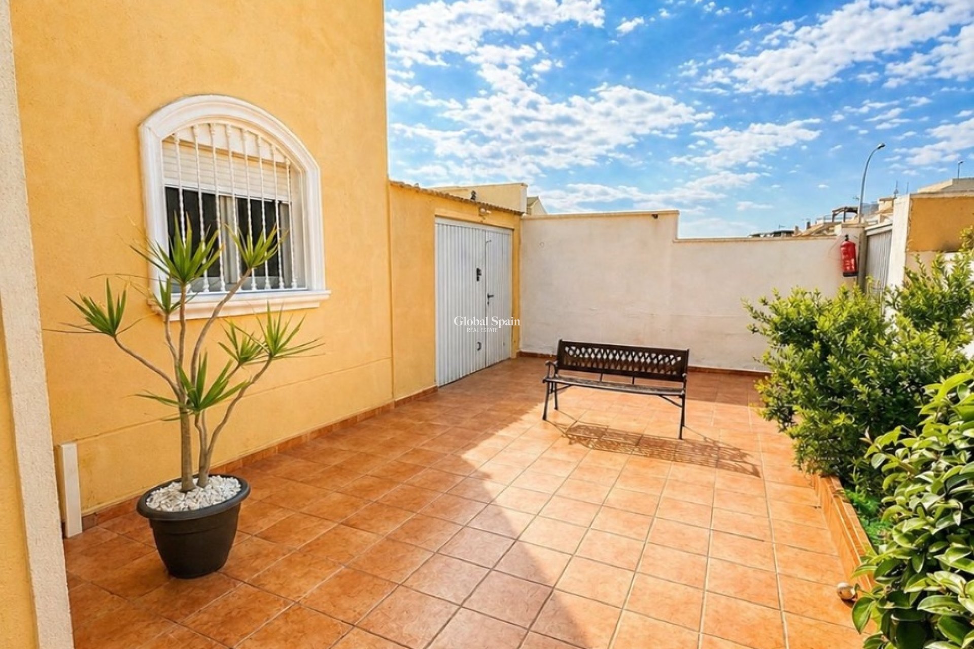 Wiederverkauf - VILLA -
TORREVIEJA - Costa Blanca